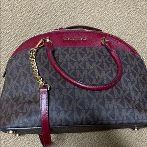 Medium Authentic Michael Kors dome crossbody